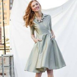 Worn once! Autumn Kimball for Shabby Apple Korrine wrap dress w/ pockets size 12